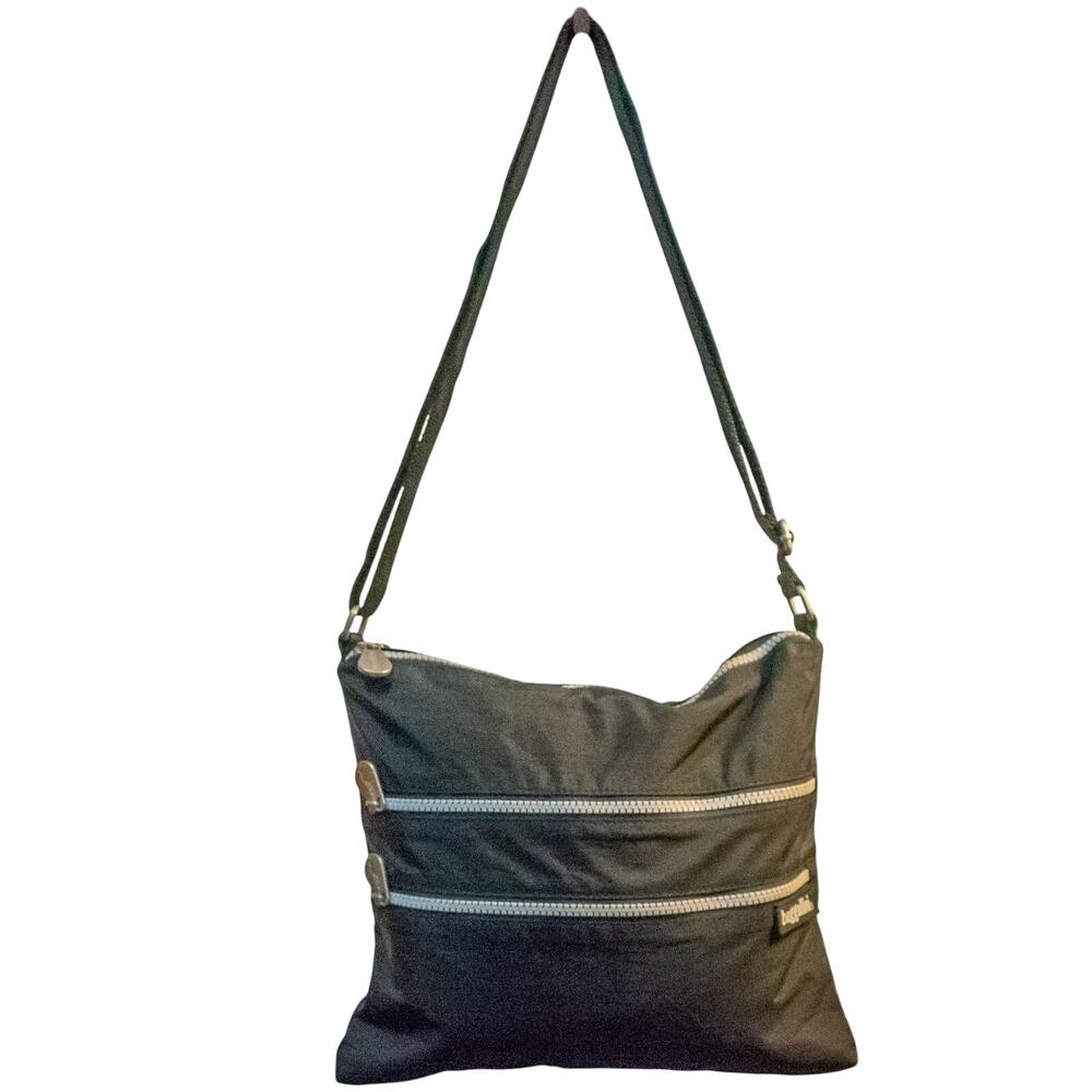 BAGGALLINI Black Nylon Crossbody Shoulder Bag 3 Zip Pockets Travel Purse Medium
